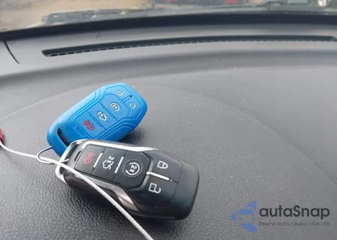 2016 Ford Explorer Xlt z USA, uszkodzony, nr VIN 1FM5K8D89GGC27313